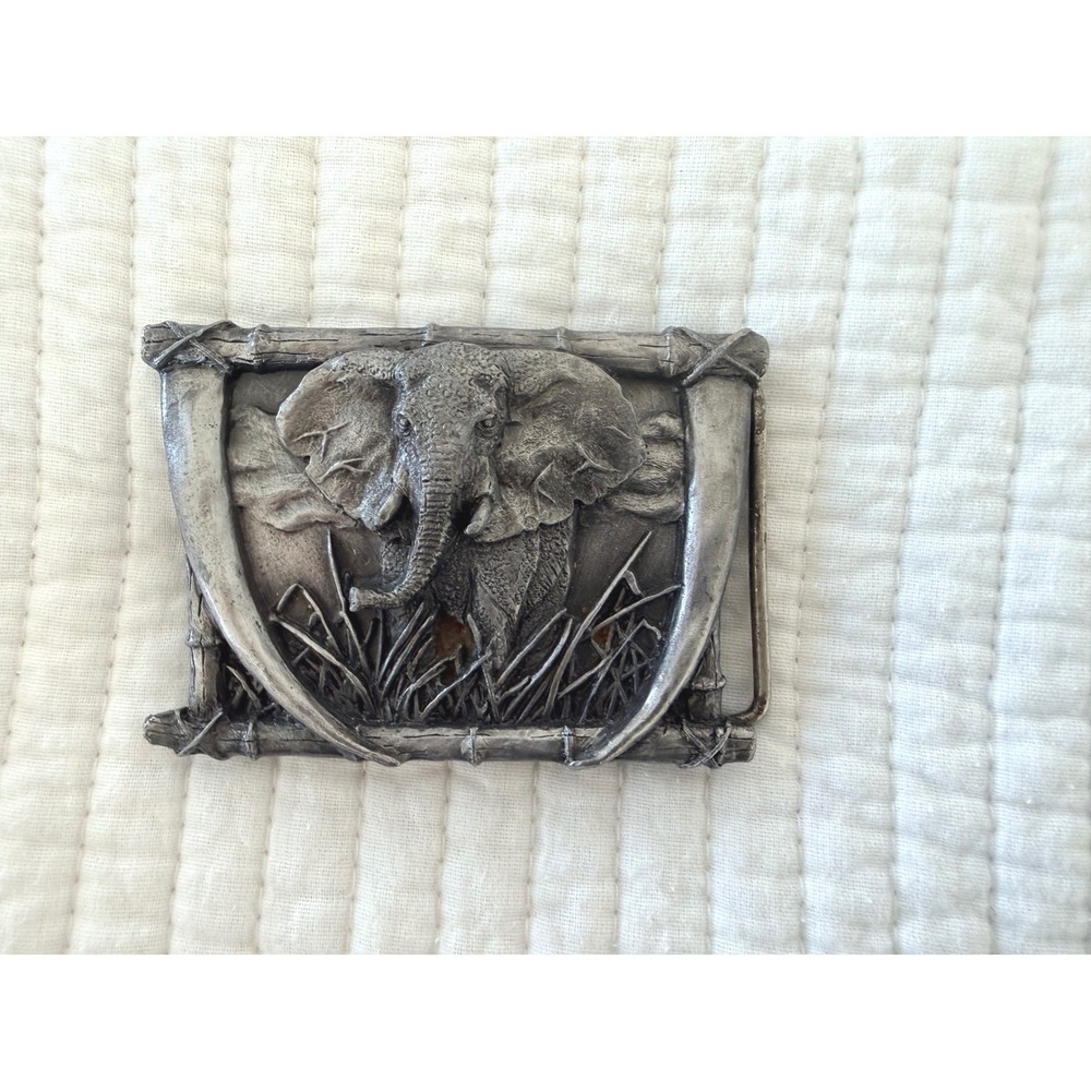 Vintage 1985 Bergamot Brass Works Elephant Belt Buckle M-150 Made in USA Pewter